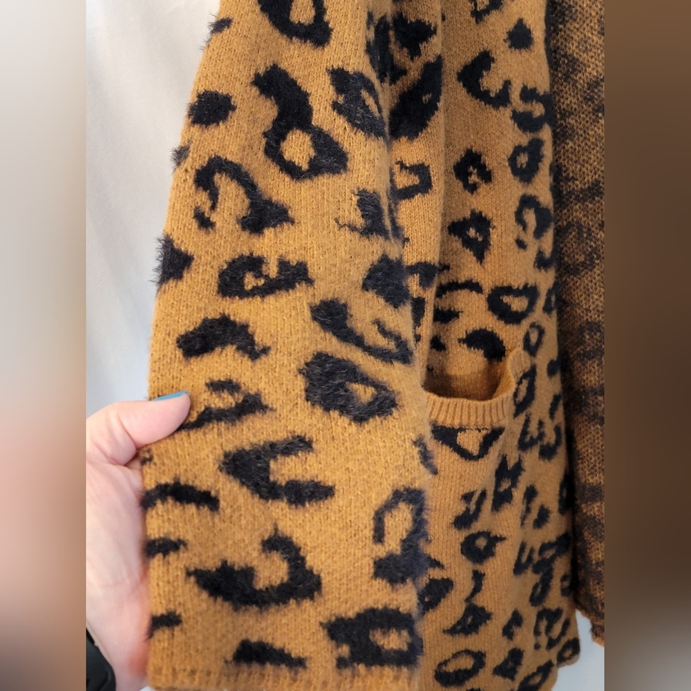NWT Knox Rose Trendy Fall Animal Print Cardigan/Jacket Size S - Picture 3 of 8